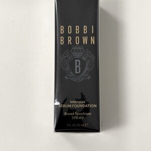 Bobbi Brown Intensive Serum Foundation